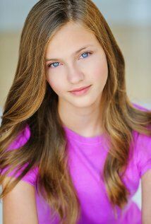 Хлоя Роуз Робертсон / Chloe Rose Robertson
