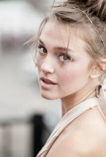 / Tessa Harnetiaux