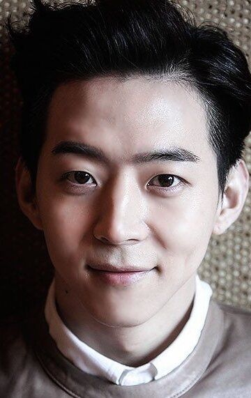 Пак Ю-хван / Park Yoo-hwan