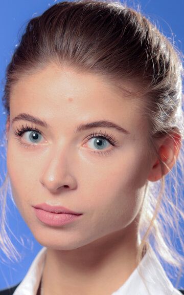 Анна Окунева /