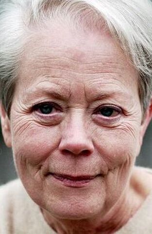 Аннетт Кросби / Annette Crosbie