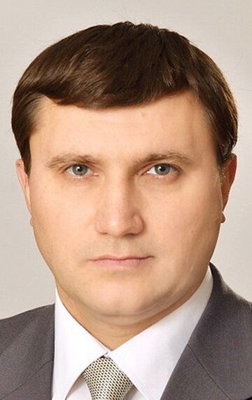 Александр Гузов / 