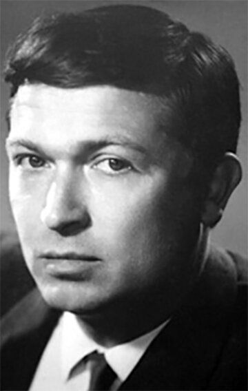 Лев Жуков / 