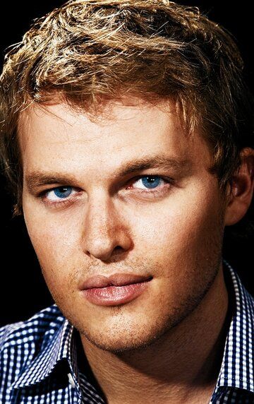 Ронан Фэрроу / Ronan Farrow