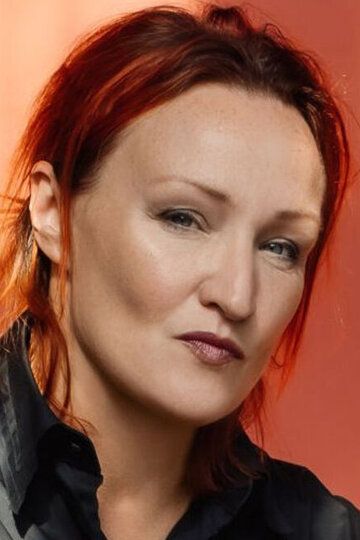 Елена Новикова / 