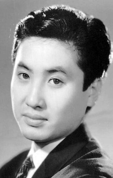 Кинносукэ Накамура / Kinnosuke Nakamura