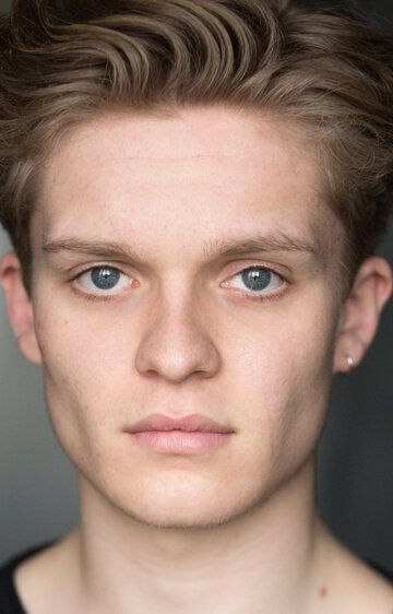 Том Глинн-Карни / Tom Glynn-Carney