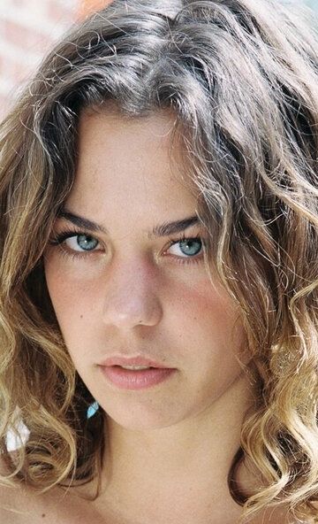 / Salomé Dewaels