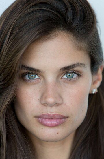 Сара Сампайо / Sara Sampaio