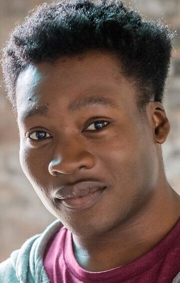 Фисайо Акинаде / Fisayo Akinade