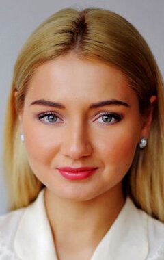 Ольга Каратеева / 
