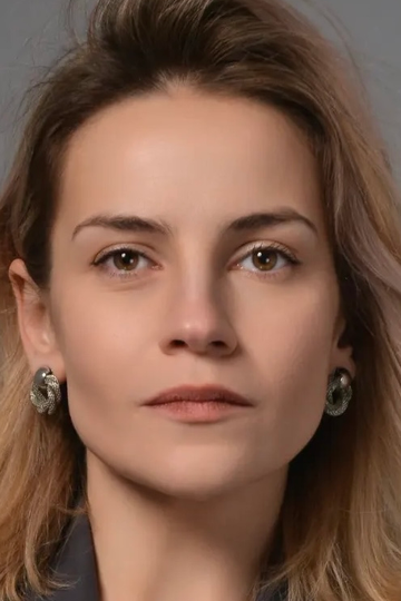 Анна Чернович / 