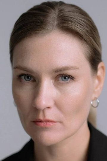 Анна Южакова / 