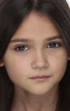 Лара Дэкаро / Lara Decaro