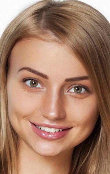 Алина Титова /