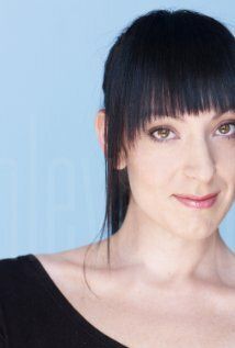 / Carly Sztern