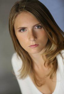 / Roxanne Alexia Sinclair