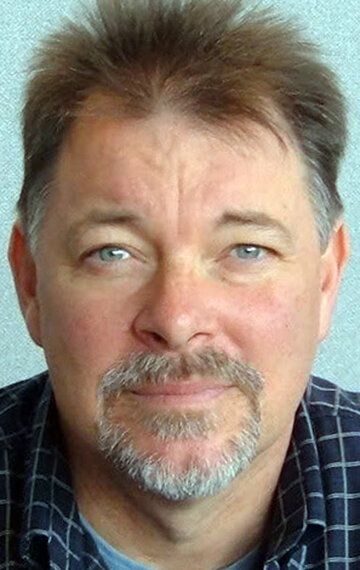 Джонатан Фрейкс / Jonathan Frakes