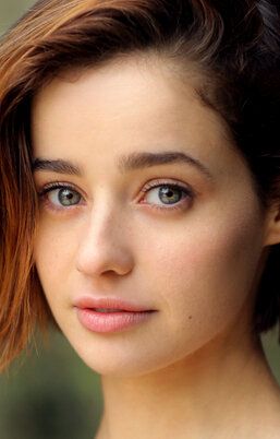 Холли Эрл / Holly Earl