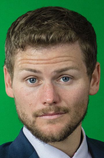 / Drew Lynch