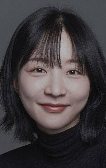 Ли Тхэ-гён / Lee Tae-gyeong