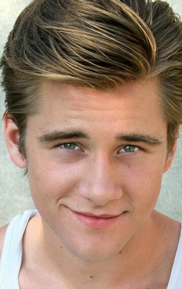 Люк Бенвард / Luke Benward