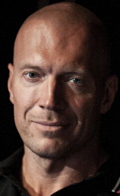 Денис Семенихин / 