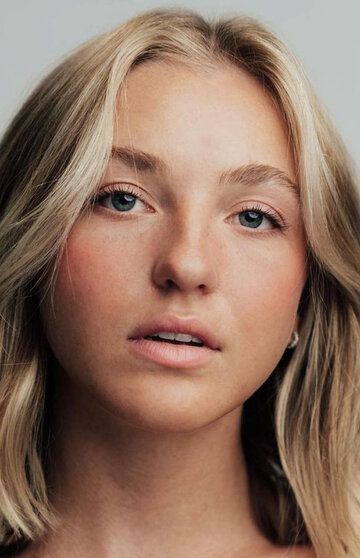  / Brynn Rumfallo