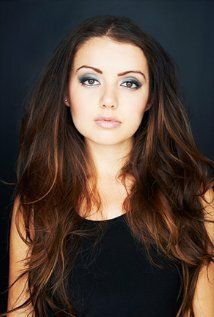 / Jayli Wolf