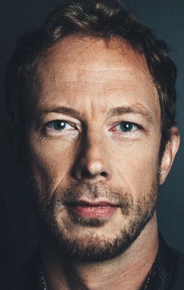 Кристен Холден-Рид / Kristen Holden-Ried