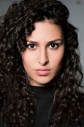  / Hana Chamoun
