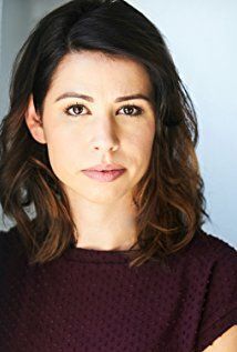  / Julia Dyan