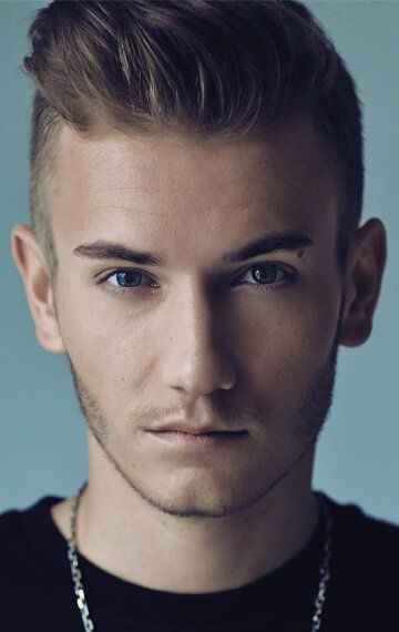 Егор Сесарев / 