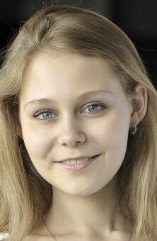 Анна Дулова / 