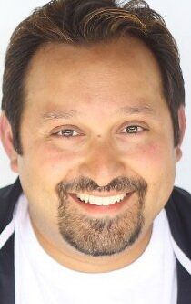 / John Elefantis