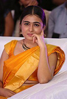 / Shalini Pandey