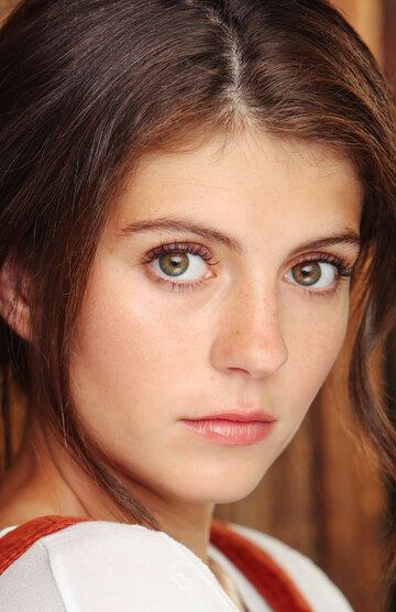 Эмили Бейдер / Emily Bader