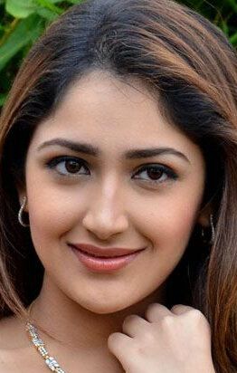 Саешаа Саигал / Sayyeshaa Saigal