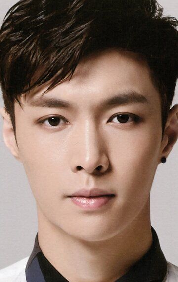 Чжан Исин / Zhang Yixing