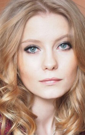Анна Цветкова / 