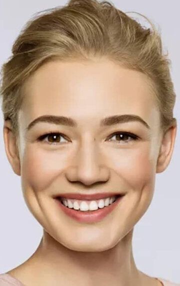 Оксана Акиньшина / 