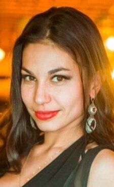 Анастасия Олейникова / 