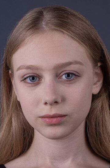 Ирина Уханова / 