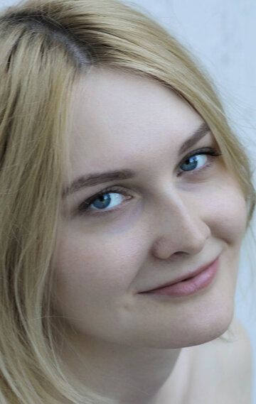Ксения Мишанина / 
