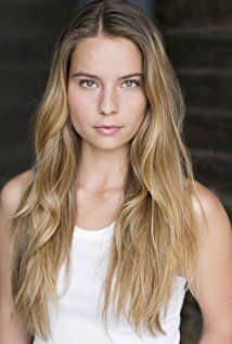 Анника Фостер / Annika Foster