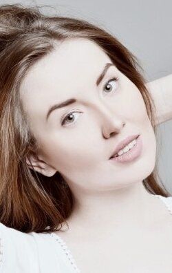 Анна Криволуцкая / 