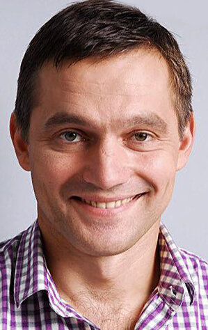 Роман Семисал / 