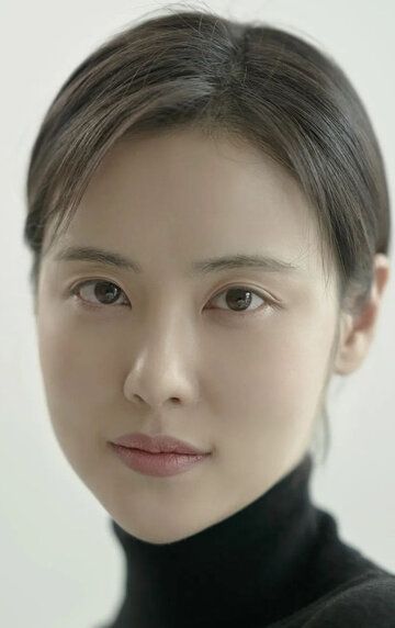 Со Юн-а / Seo Yoon-ah