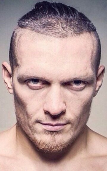Александр Усик / 