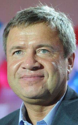 Валентин Юмашев / 